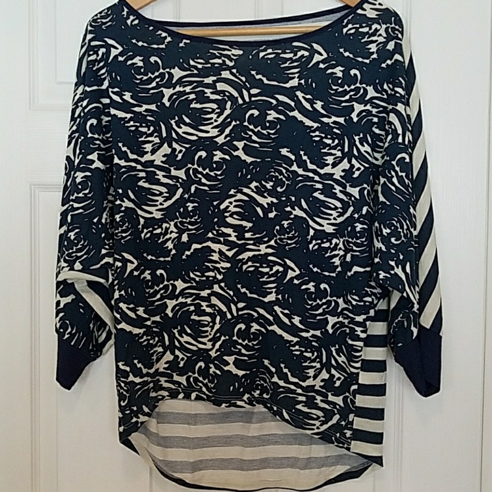 Anthropologie Market navy and cream shirt